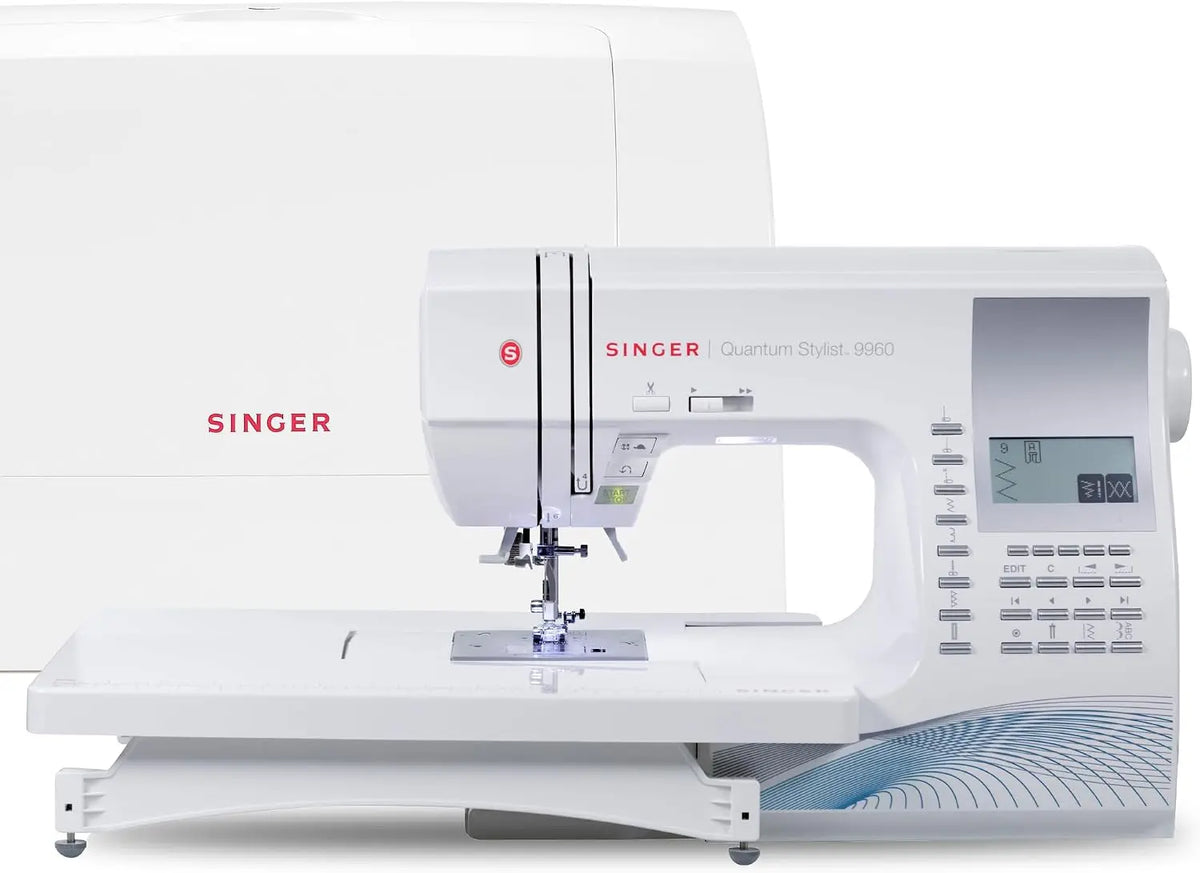 SINGER Quantum Stylist 9960 Computerized portable Sewing Machine avec 600-Stitches Electronic Auto Pilot – gris